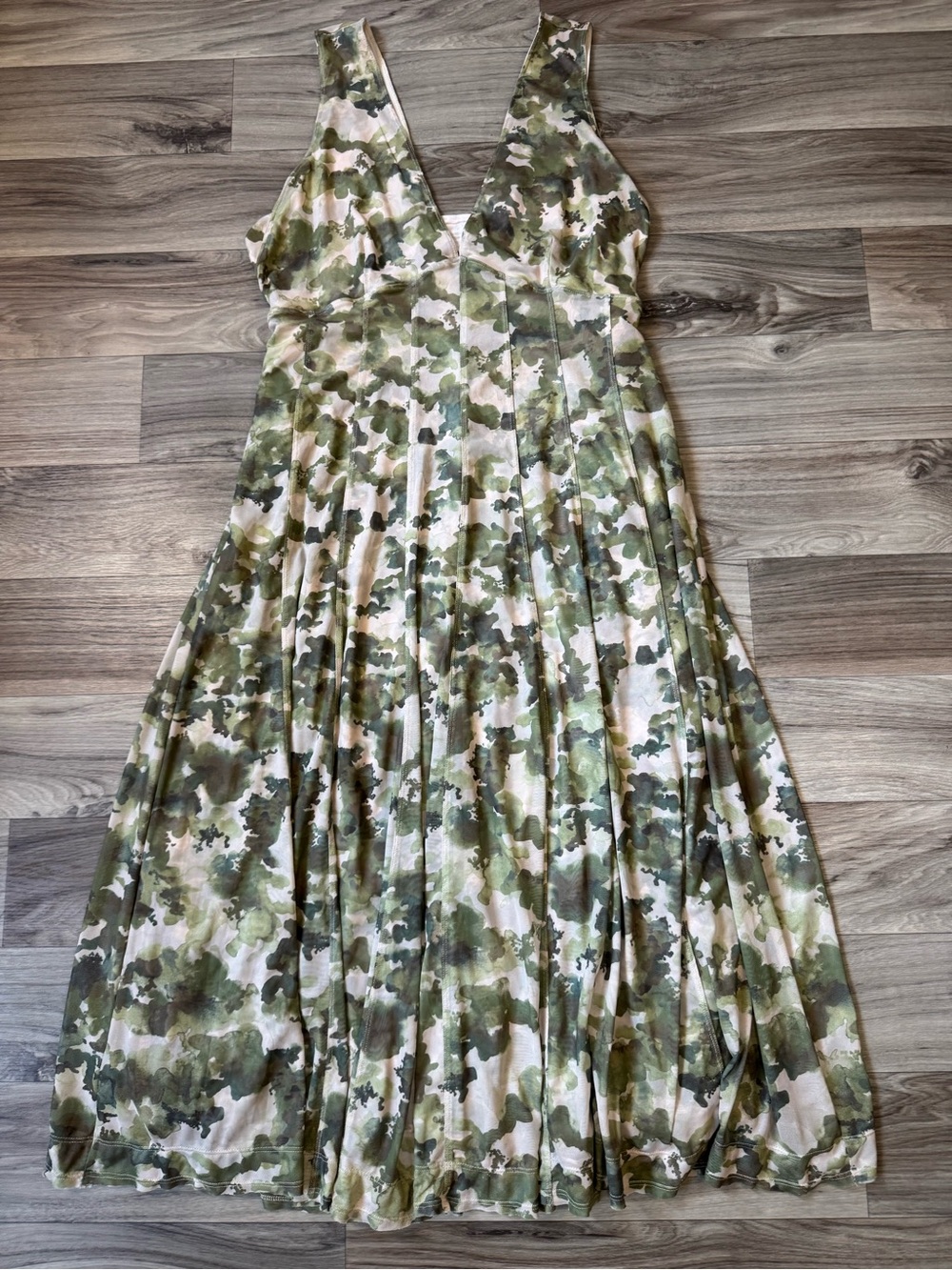 Pilcro Seamed V-Neck Mesh Dress Size Extra Large